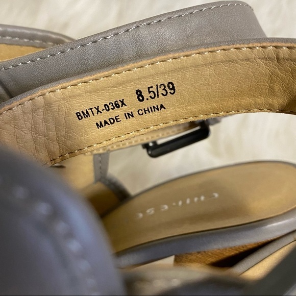 Chinese Laundry Shoes Women’s Size 8.5‎  Heel Buckle Strap Gray Open Toe - Picture 4 of 9